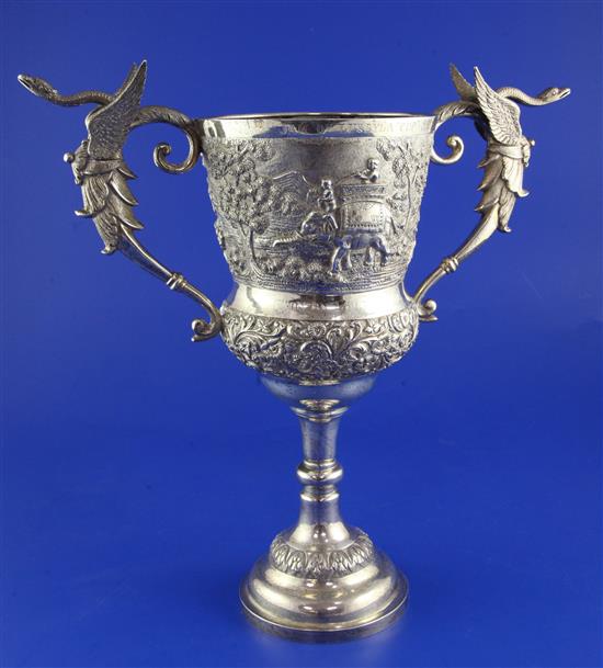 An early 20th century Indian silver presentation trophy cup, 27 oz.